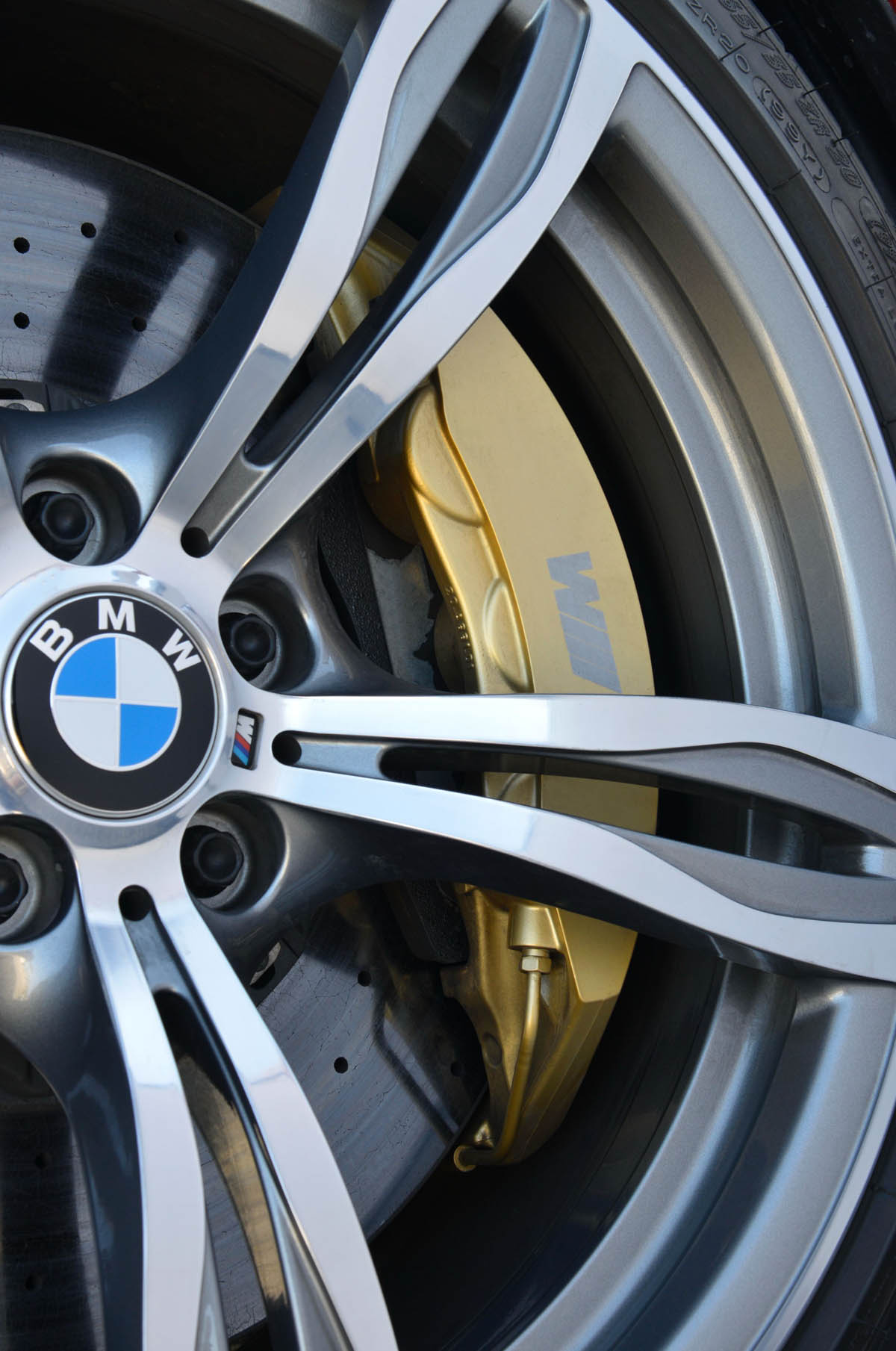 2012 BMW M6 Coupe alloy wheel