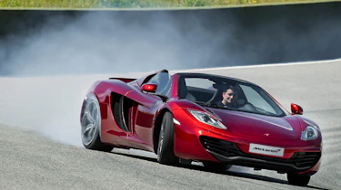 McLaren MP4-12C Spider volcano red drifting