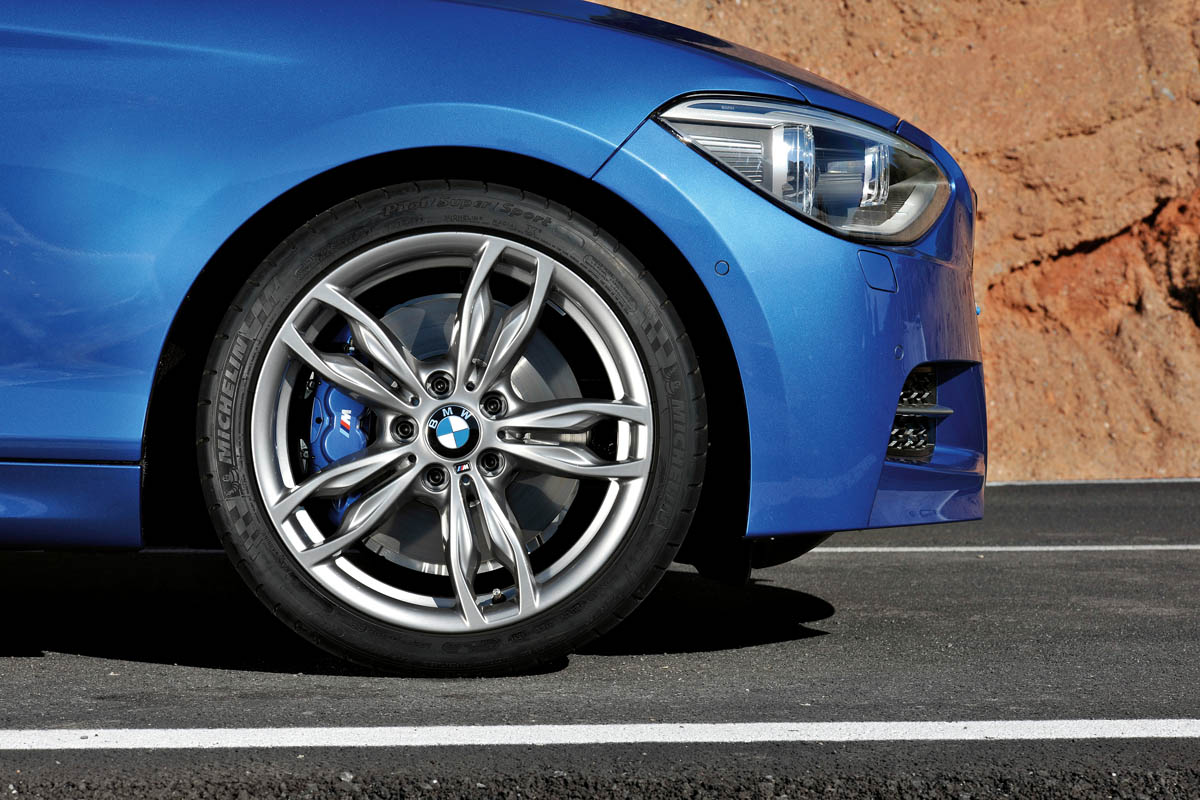 2012 BMW M135i alloy wheel