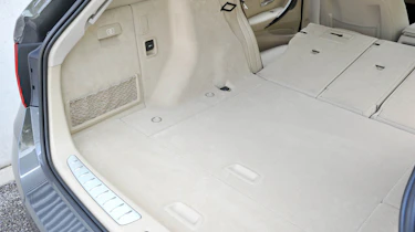 2012 BMW 328i Touring bootspace