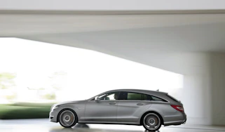 Mercedes-Benz CLS 63 AMG Shooting Brake unveiled