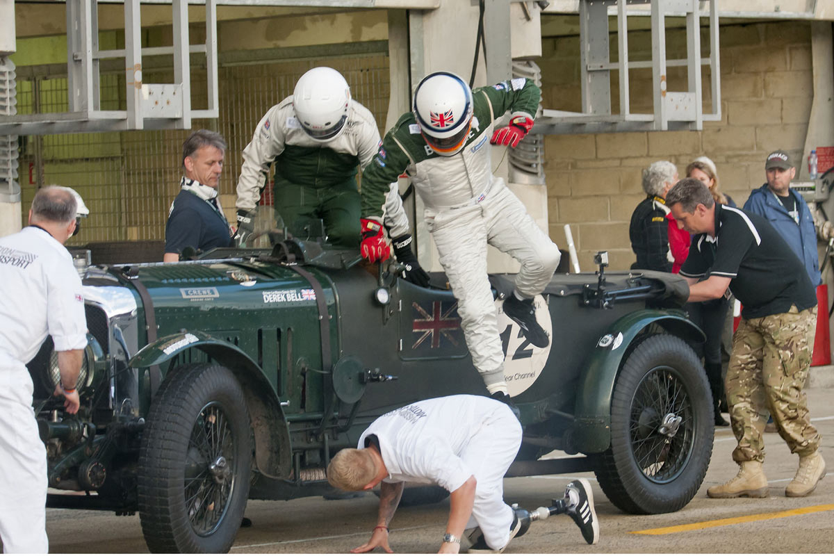 Derek Bell and Mission Motorsport