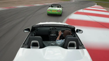Mazda MX-5 vs Nissan 370Z Roadster track battle
