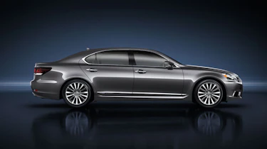 Lexus LS F Sport revealed