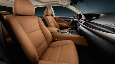 Lexus LS F Sport revealed