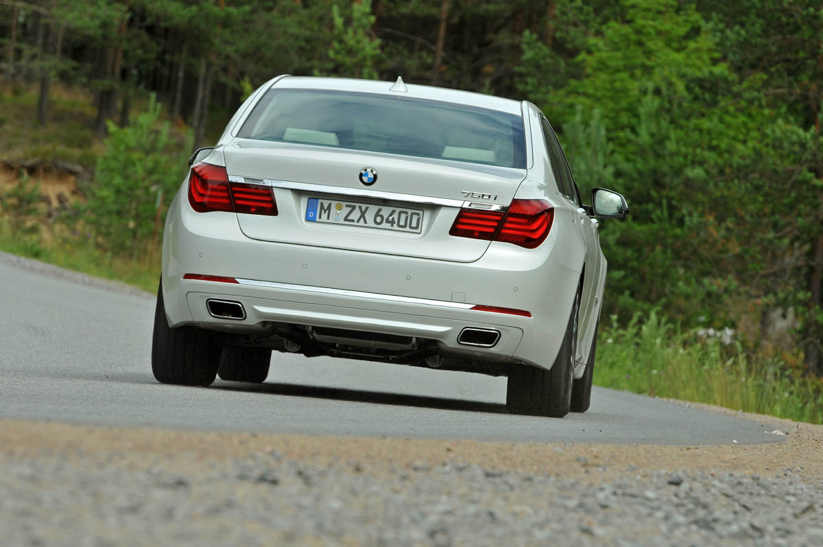 BMW 750i