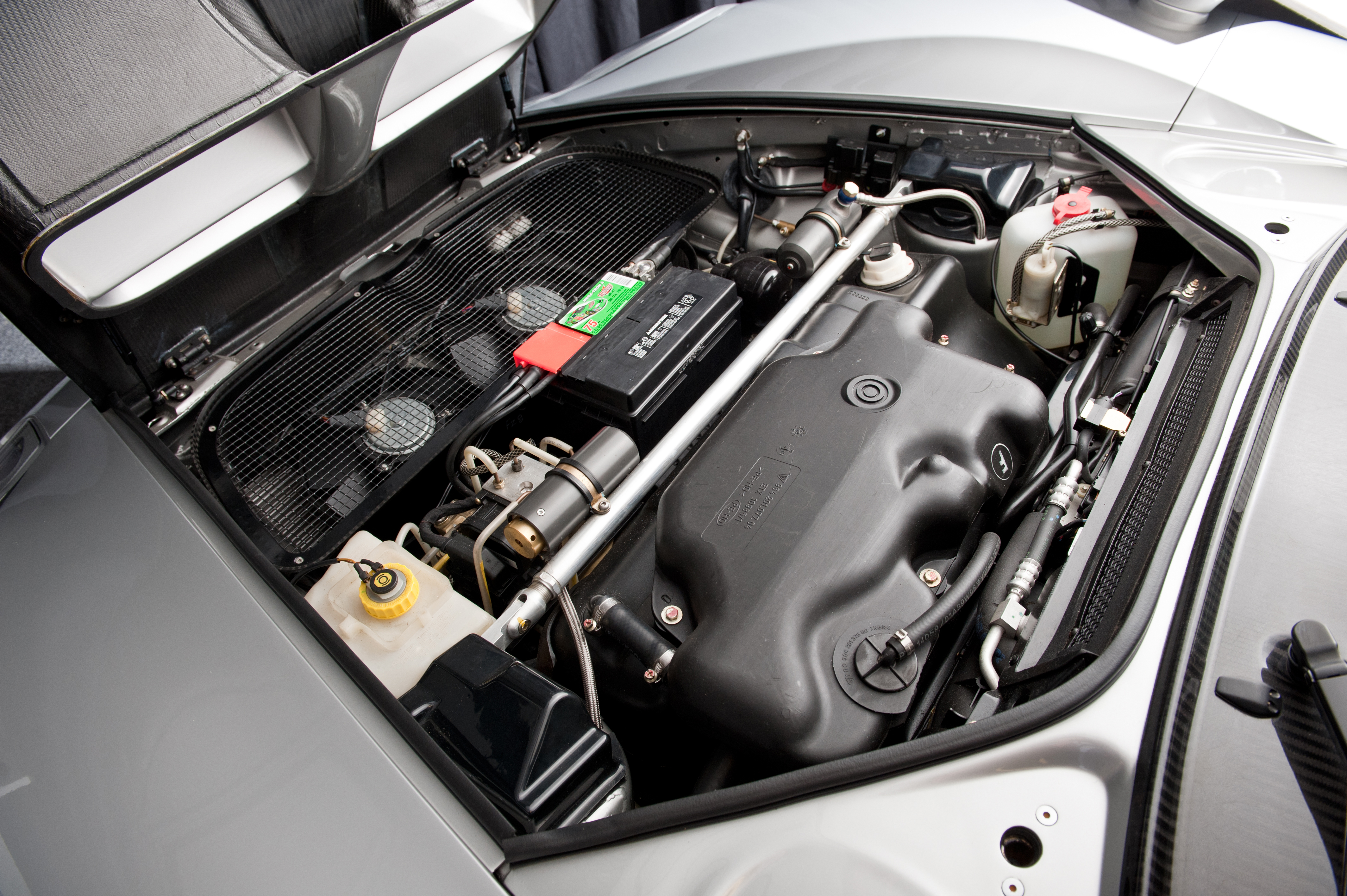 Rare Porsche 911 GT1 road car coming to auction