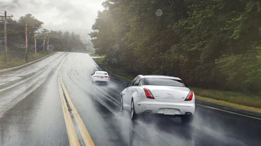 Jaguar goes four-wheel drive