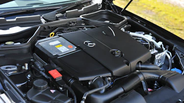 Mercedes-Benz SLK 250 CDI AMG Sport engine
