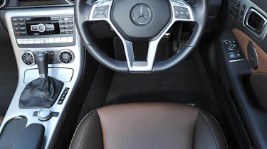 Mercedes-Benz SLK 250 CDI AMG Sport interior dashboard