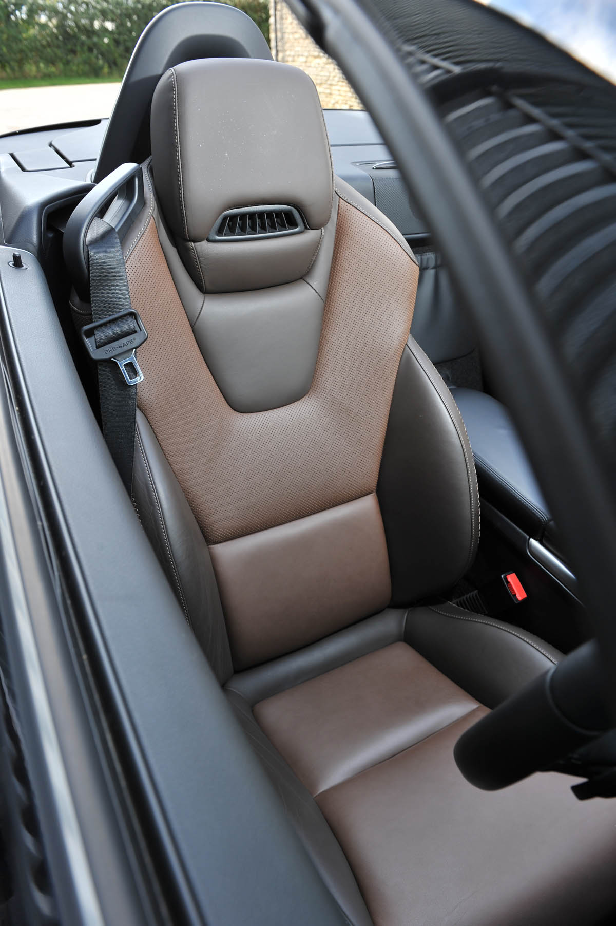 Mercedes-Benz SLK 250 CDI AMG Sport sports seat