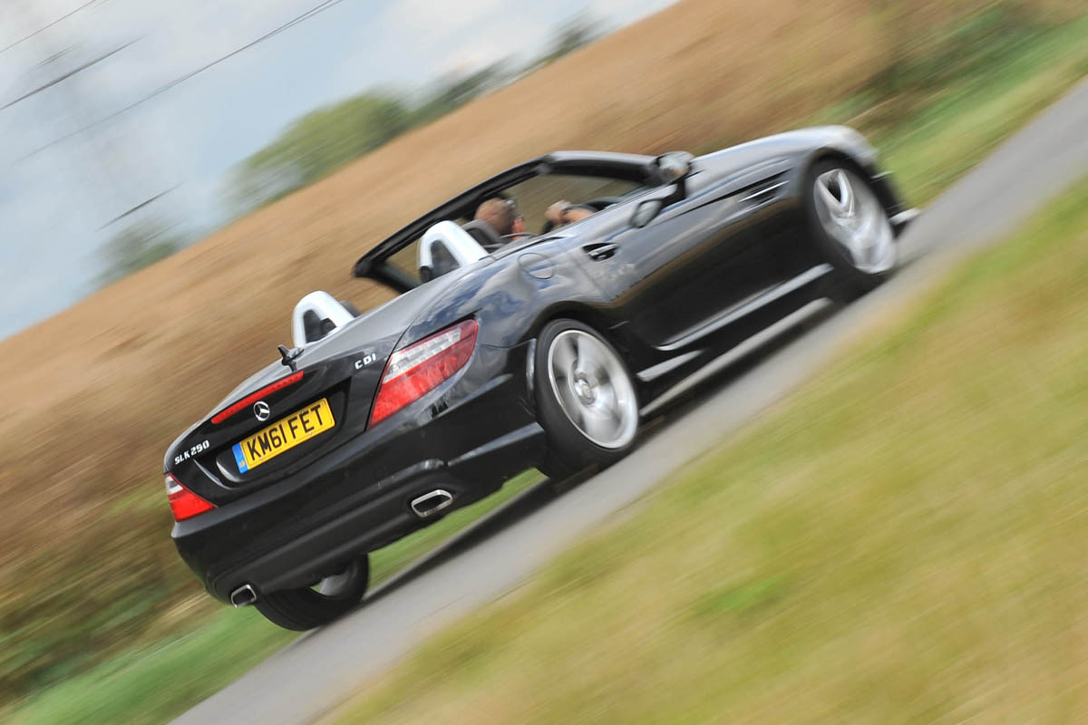 Mercedes-Benz SLK 250 CDI AMG Sport rear cornering