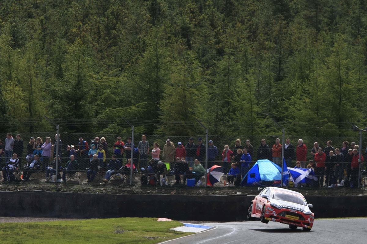 British Touring Car Championship Round 7: Knockhill