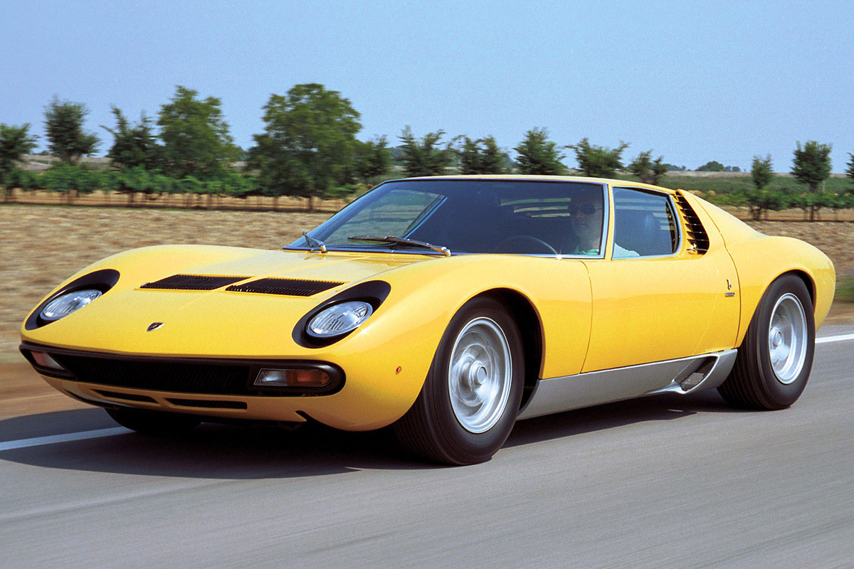 171mph Lamborghini Miura: The car that defined the word 'Supercar' was for a short period the fastest car in the world, power
