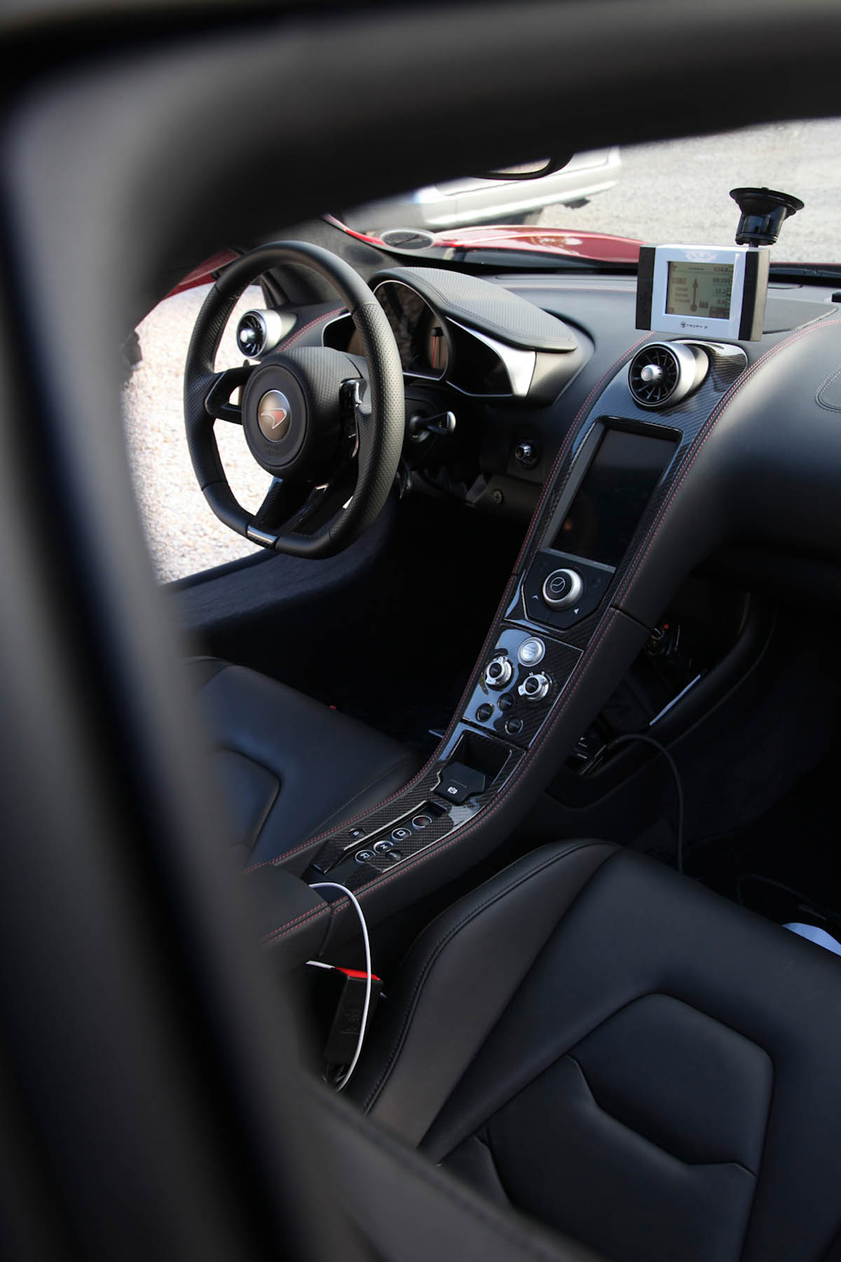 McLaren MP4-12C road trip video