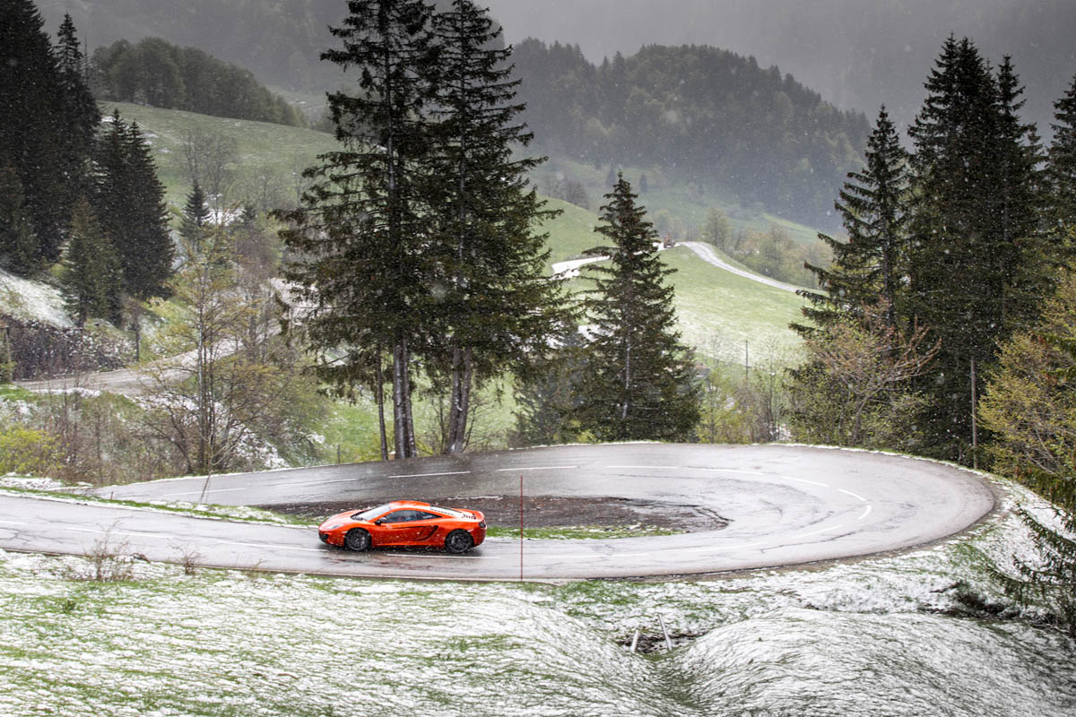 McLaren MP4-12C road trip video