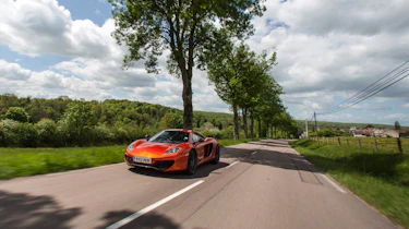 McLaren MP4-12C road trip video