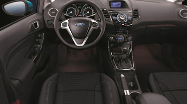 2013 Ford Fiesta interior dashboard