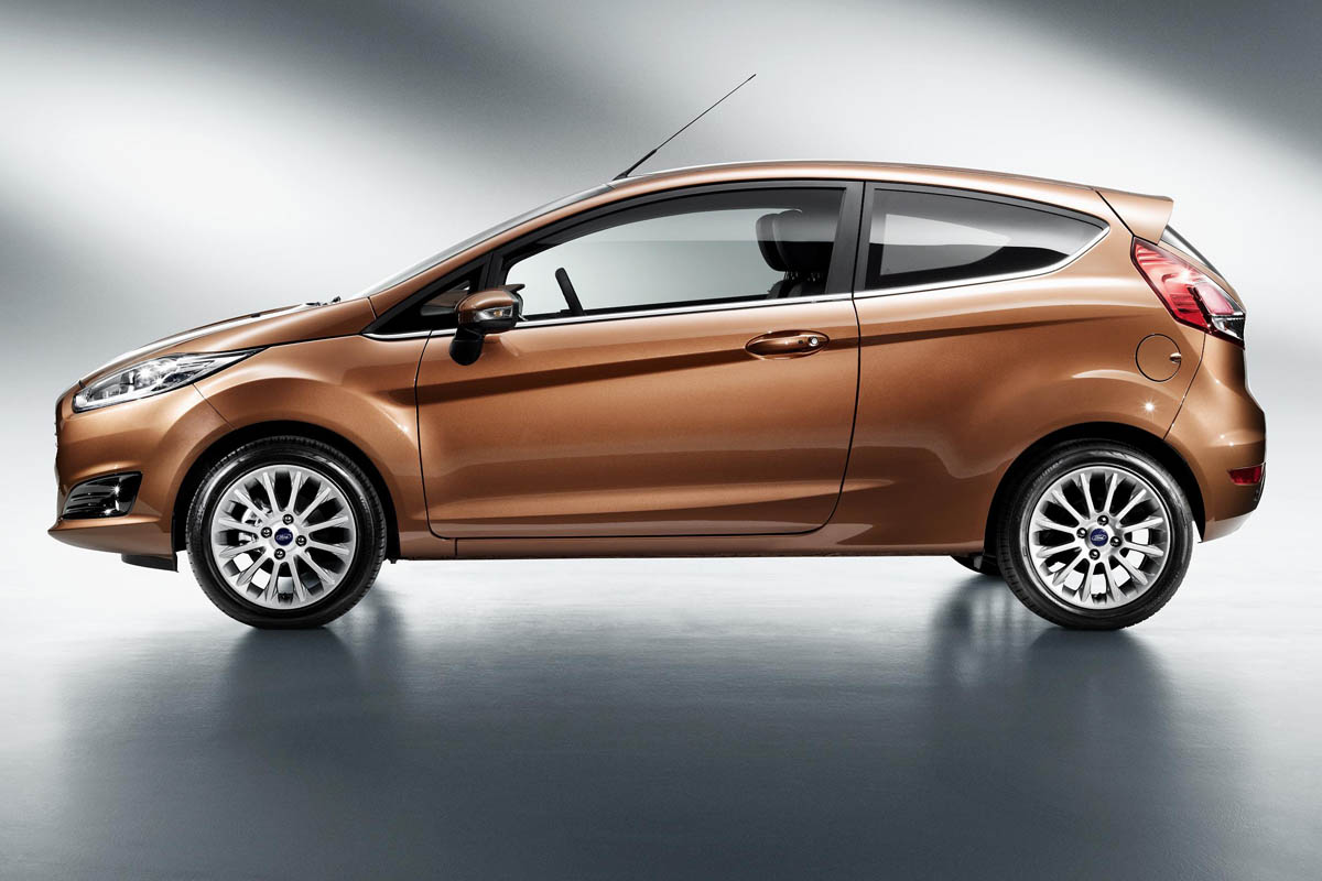 2013 Ford Fiesta 3 door side profile