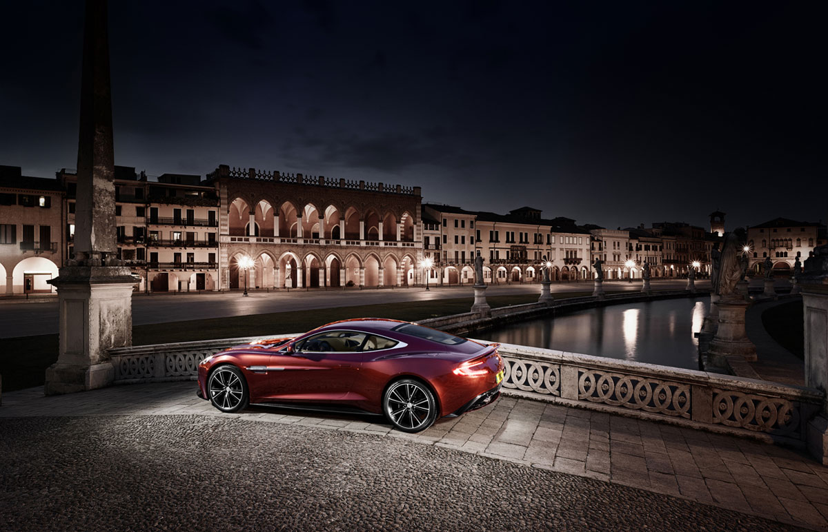 Aston Martin Vanquish
