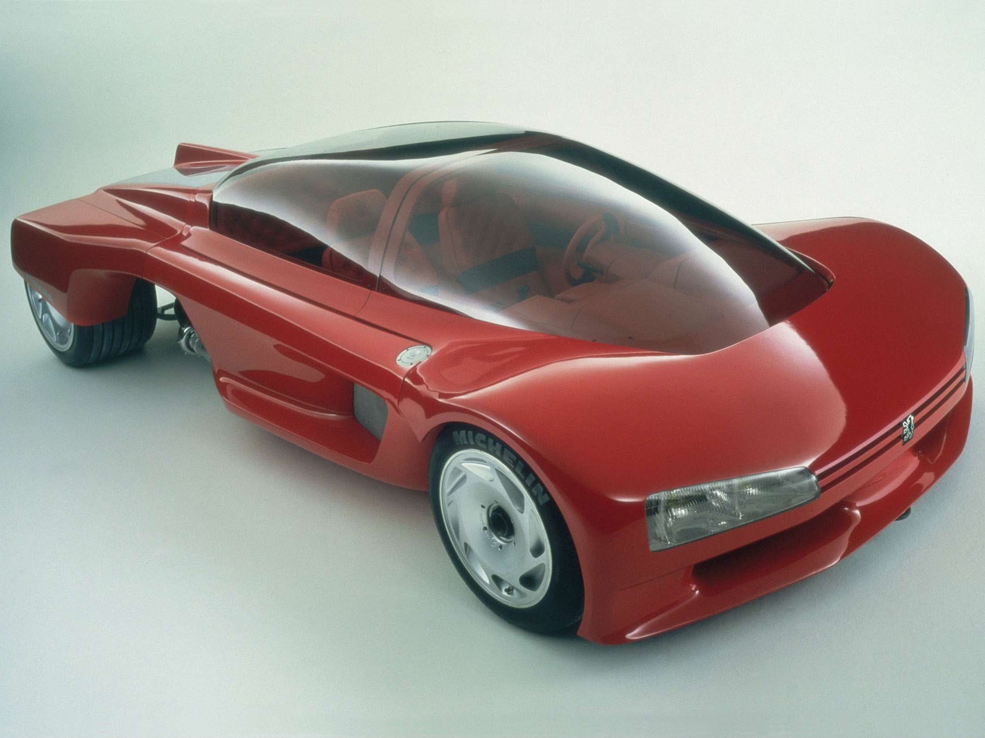 Peugeot Proxima concept