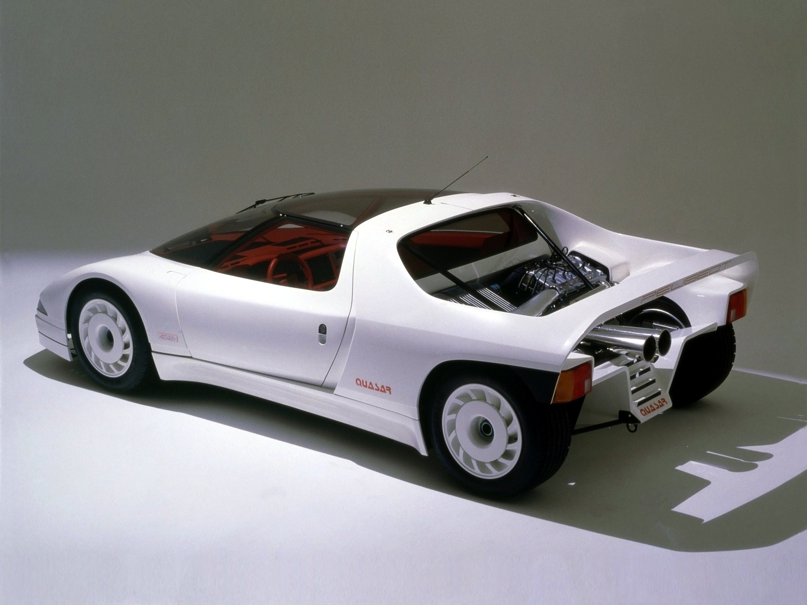 Peugeot Quasar concept