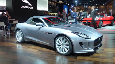 Jaguar F-type silver roof up