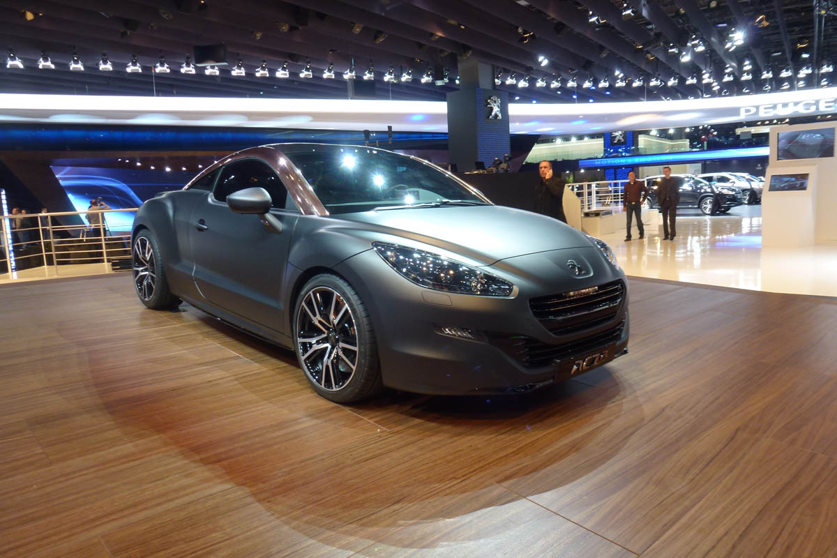 Peugeot RCZ R at Paris motor show