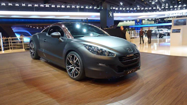 Peugeot RCZ R at Paris motor show