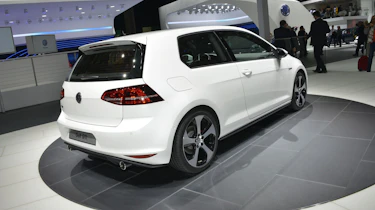 VW Golf GTI revealed at the Paris motor show