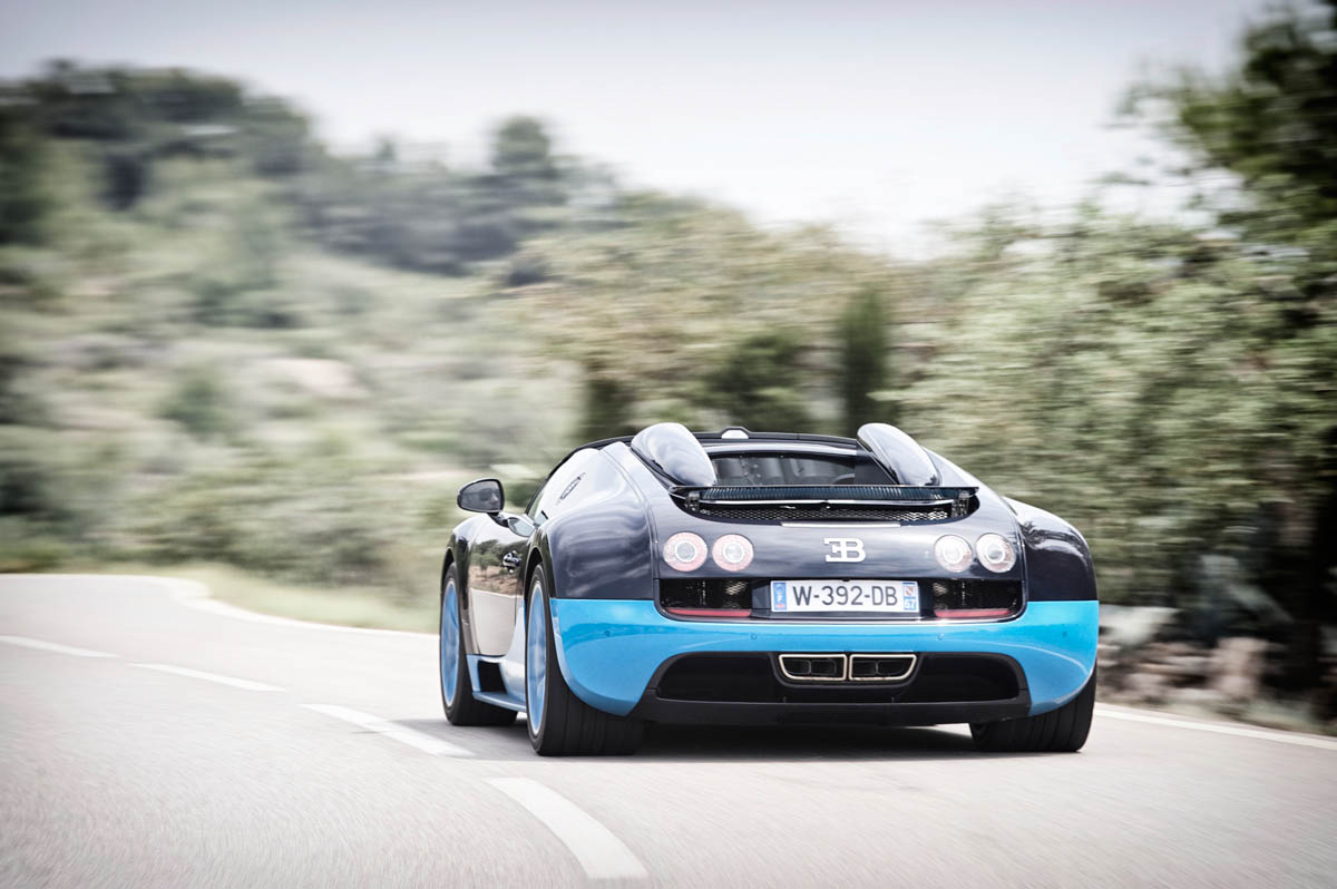 Bugatti Veyron Vitesse wing up