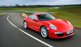 911 Carrera S laps the Ring