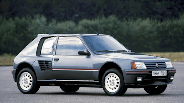 Peugeot 205 T16