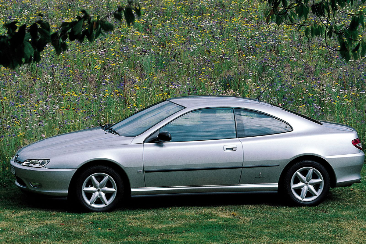 Peugeot 406 Coupe – side