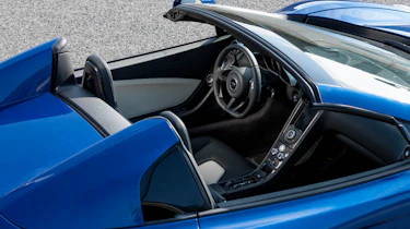 McLaren 12C Spider interior open top
