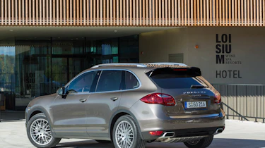 Porsche Cayenne S Diesel review and pictures