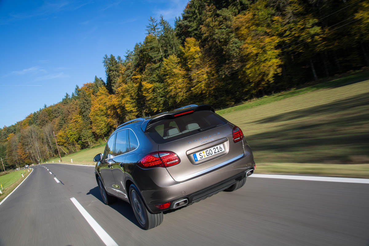 Porsche Cayenne S Diesel review and pictures