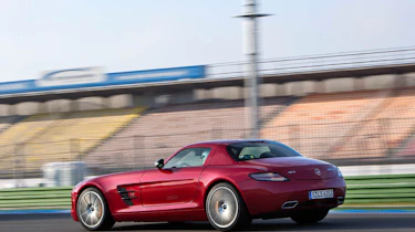 Mercedes SLS AMG GT