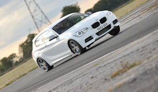 eCoty BMW M135i vs Porsche 911 Carrera video