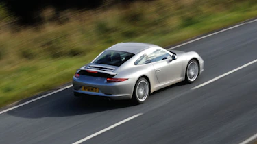 Porsche 911 Carrera