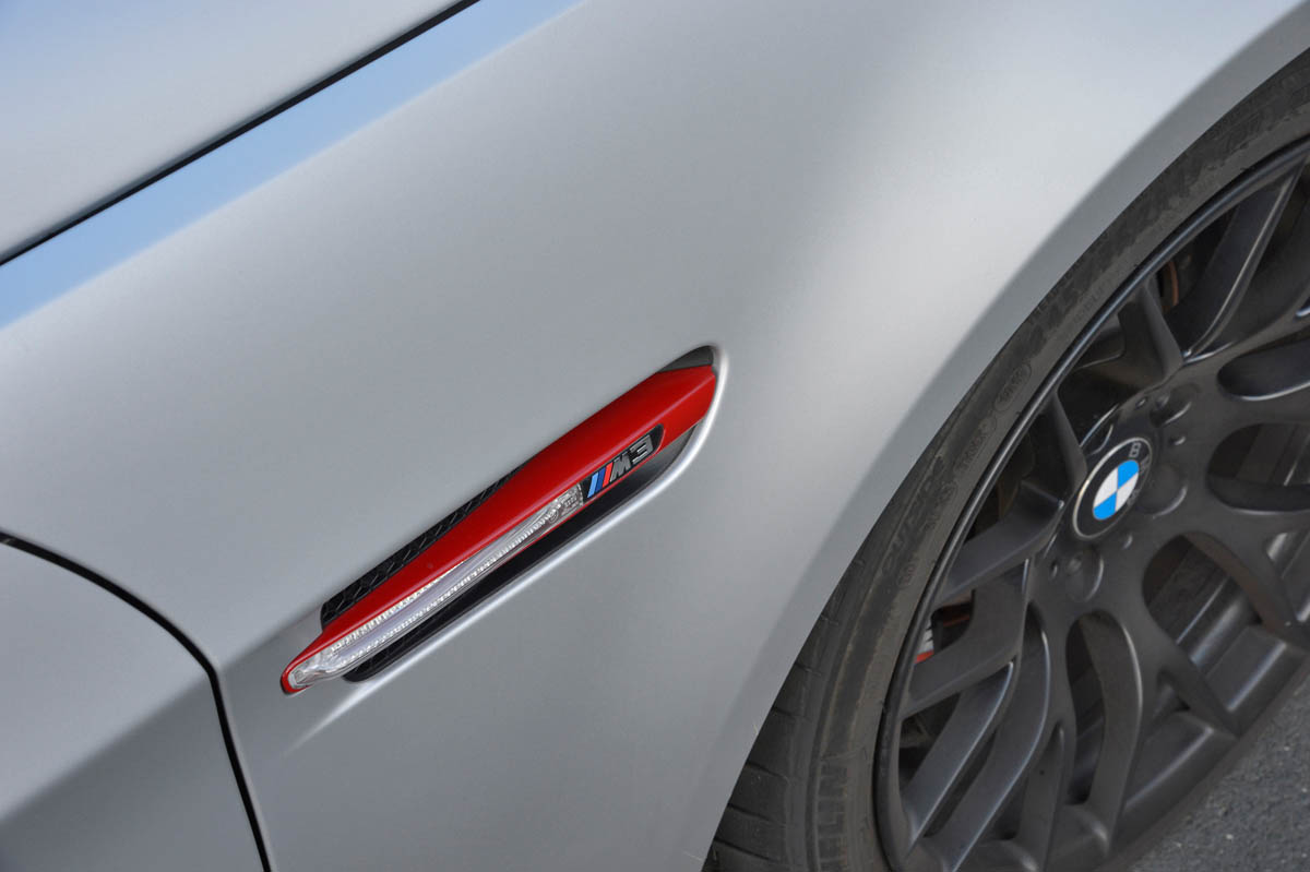 BMW M3 CRT saloon alloy wheel red detailing