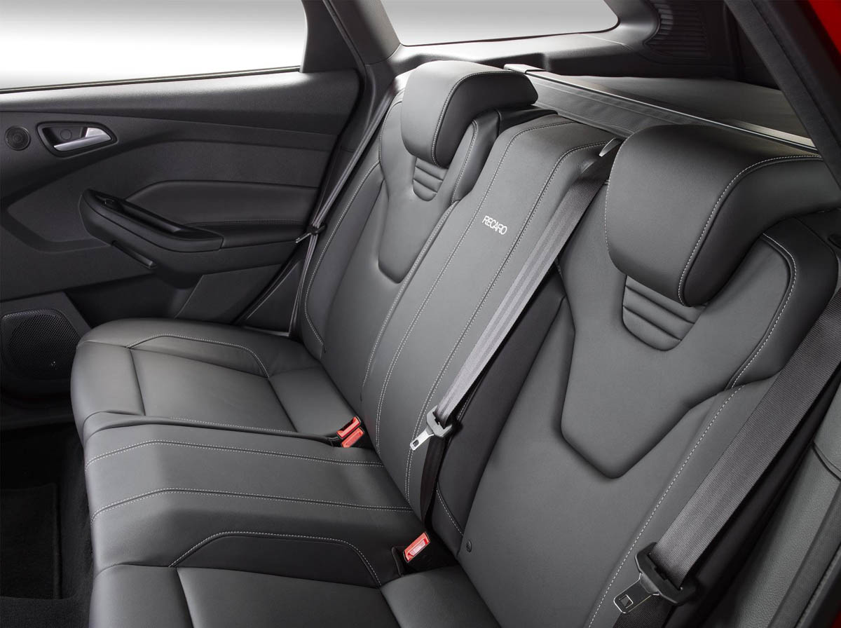 Ford Focus ST estate rear seats