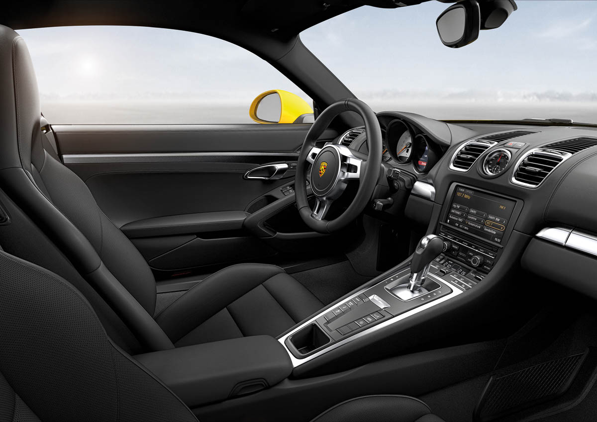 2013 Porsche Cayman S interior dashboard