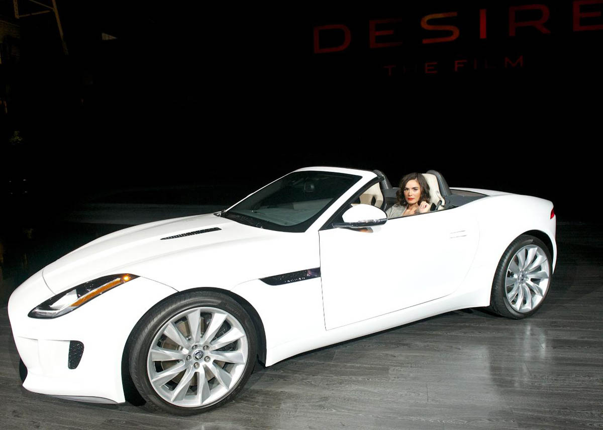 Jaguar F-type LA motor show