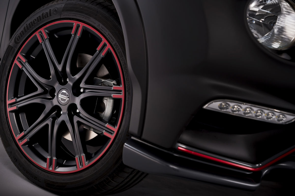 Nissan Juke Nismo 'Dark Knight Rises' edition