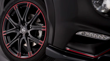 Nissan Juke Nismo 'Dark Knight Rises' edition