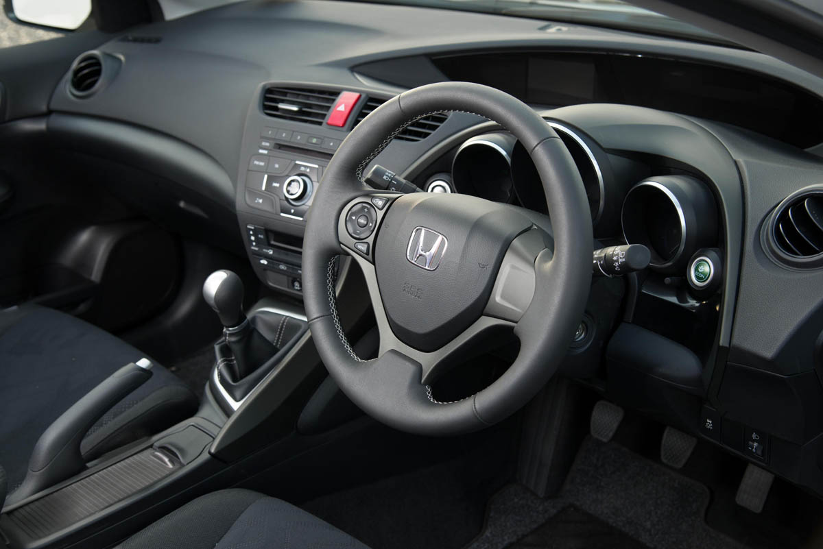 2012 Honda Civic Ti interior dashboard