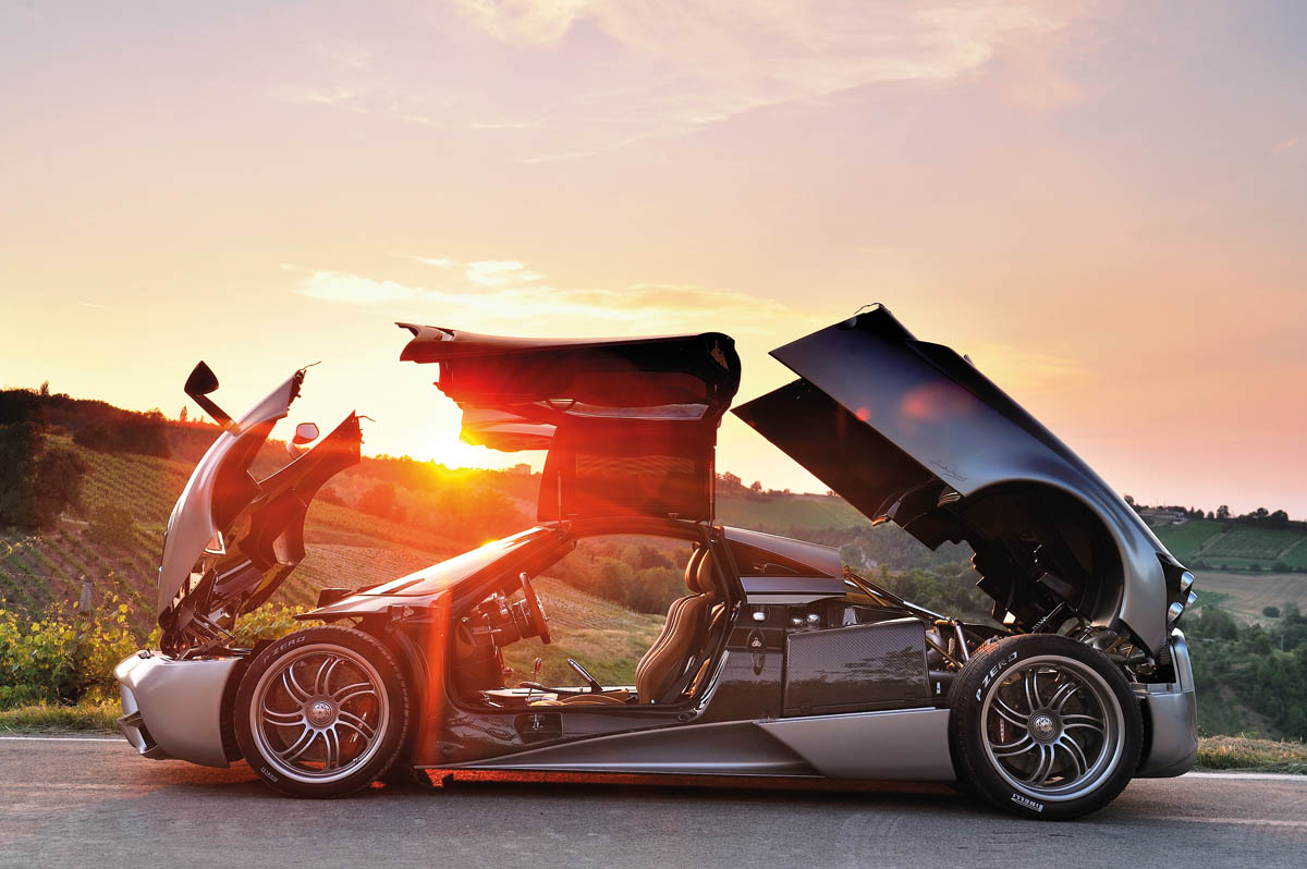 Pagani Huayra sunset