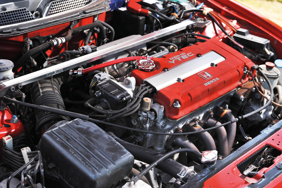 Honda Integra Type-R DC2 engine