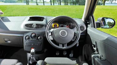 Renaultsport Clio 200 Cup interior dashboard